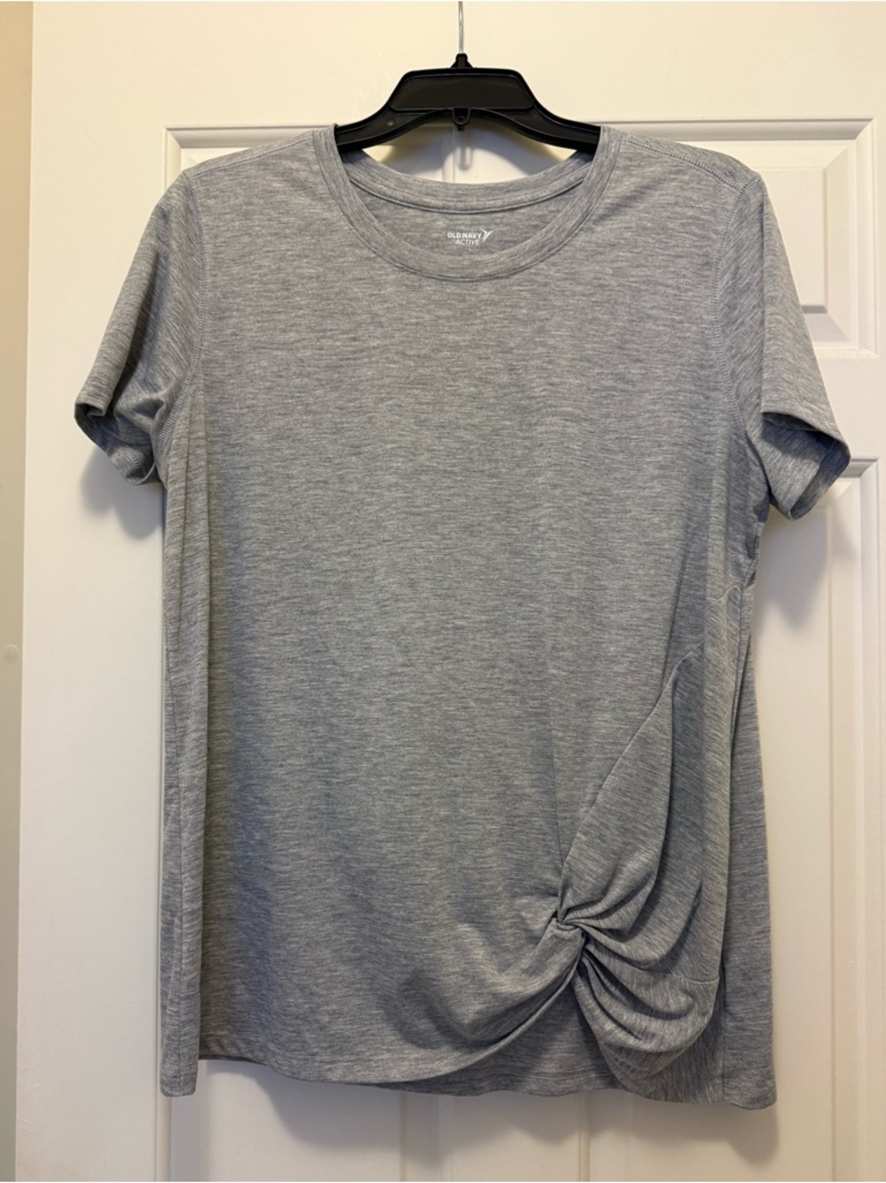 Old Navy Active Go-Dry Light Gray Short Sleeve Knot Front Side Twist Hem Tee